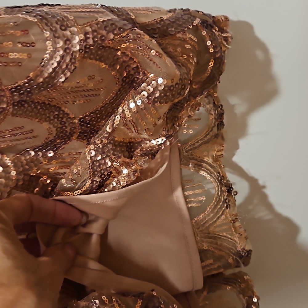 Morgan & Co. rose gold sequin scallop pattern lined sz. 3/4 sleeveless - Picture 7 of 14
